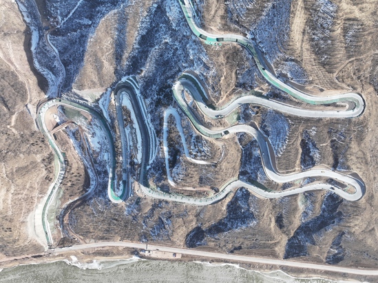 航拍全景圖1 脫曉勇 攝(1).jpg